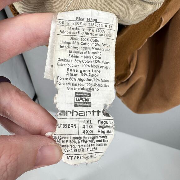 Carhartt FRJ195 Flame Resistant Quilt Lined Heavyweight Duck Bomber Jacket - Picture 14 of 15